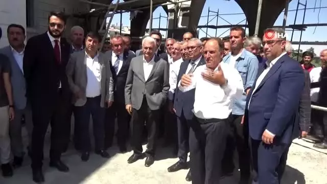Binali Yıldırım, Muş'ta ziyaretlerde bulundu Binali Yıldırım, Muş'ta ziyaretlerde bulundu