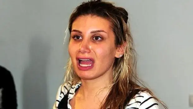 Çiçekli sapık kapıya dayandı! İrem Derici gözyaşları içinde polise gitti Çiçekli sapık kapıya dayandı! İrem Derici gözyaşları içinde polise gitti