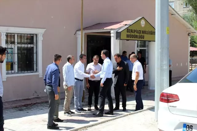 Erzurum'a atanan Kaymakam Vardar, ilçeden ayrıldı Erzurum'a atanan Kaymakam Vardar, ilçeden ayrıldı