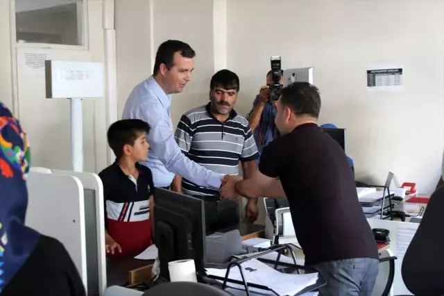Erzurum'a atanan Kaymakam Vardar, ilçeden ayrıldı Erzurum'a atanan Kaymakam Vardar, ilçeden ayrıldı