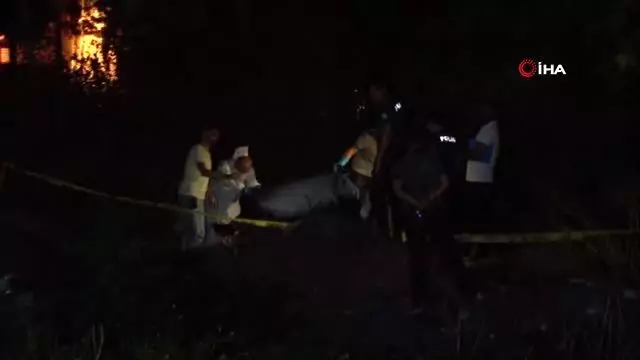Kötü kokular bir gencin cesedini ortaya çıkardı Kötü kokular bir gencin cesedini ortaya çıkardı