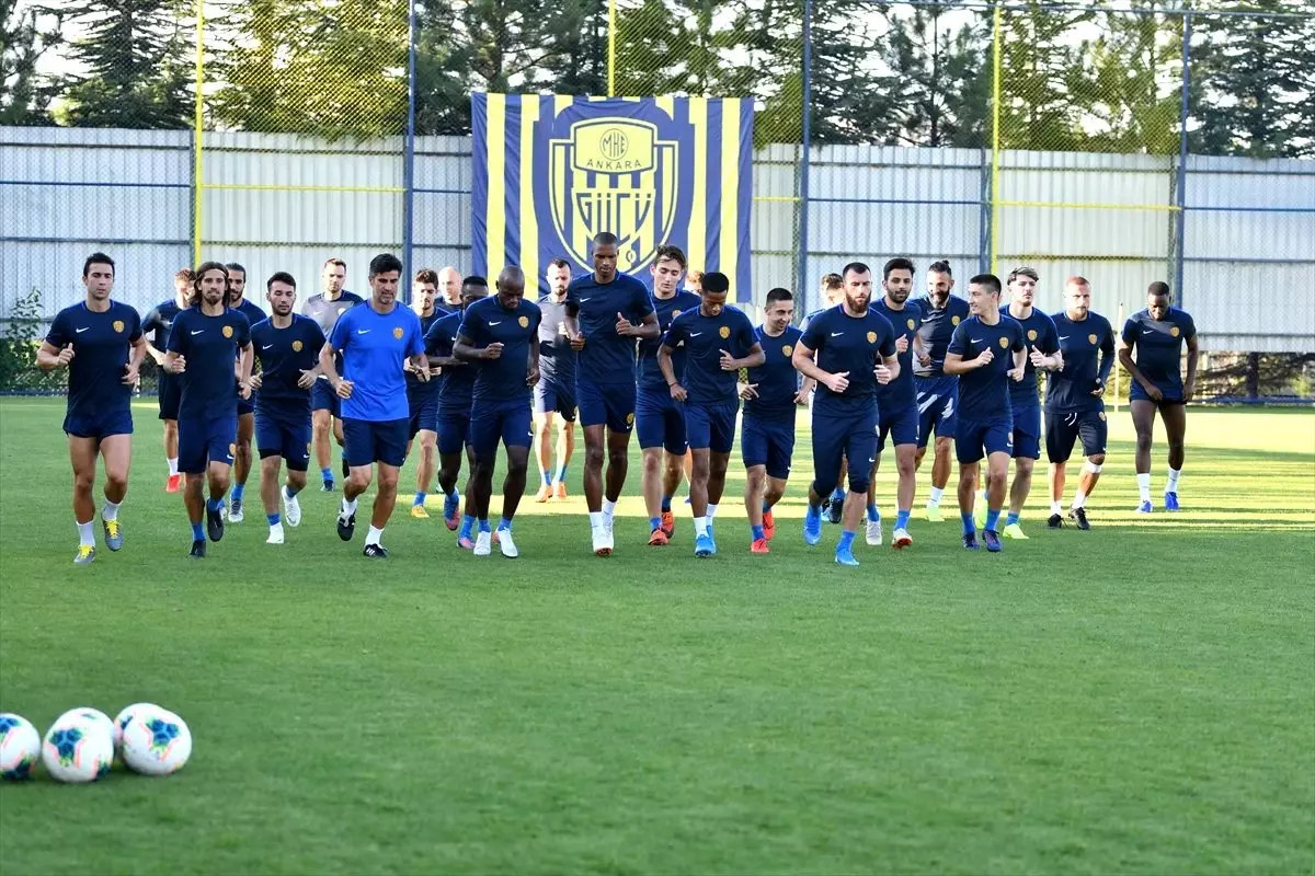 MKE Ankaragücü'nde Kasımpaşa maçı hazırlıkları