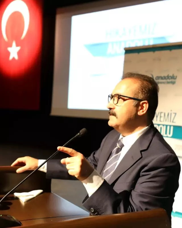 Rektör Gür: Erdem ve faziletle bilgiyi birleştirin