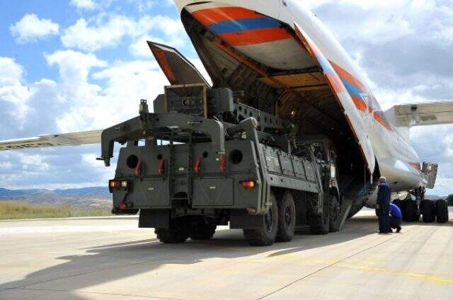 S-400'de ikinci sevkiyat başladı: Parçaları taşıyan uçak Ankara'da