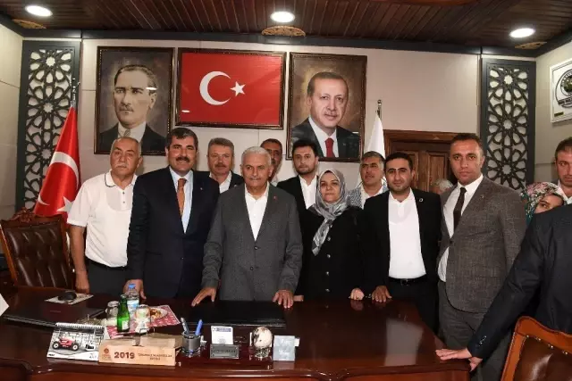 TBMM Eski Başkanı Yıldırım'dan Muş Belediyesi'ne Ziyaret