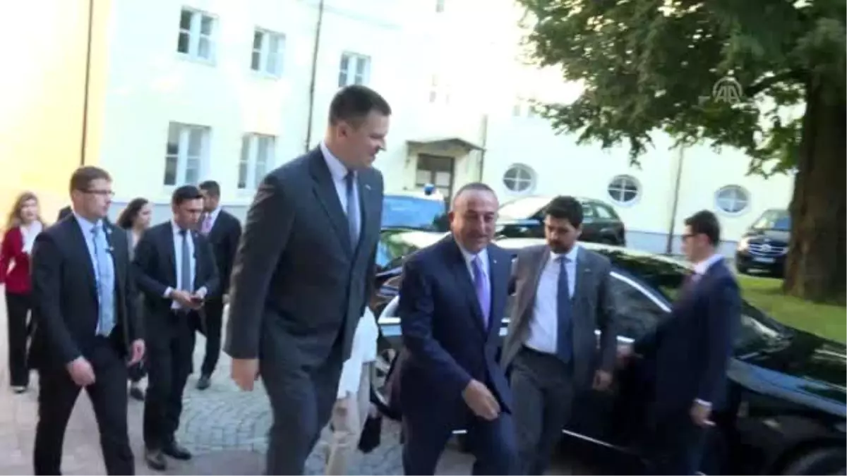Çavuşoğlu, Estonya Başbakanı Ratas tarafından kabul edildi