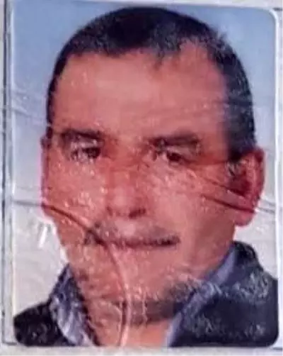 Diktiği esrar bitkisini sularken yakalandı