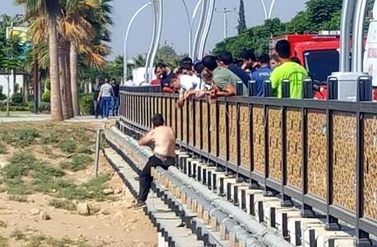 İntihardan belediye başkanı vazgeçirdi