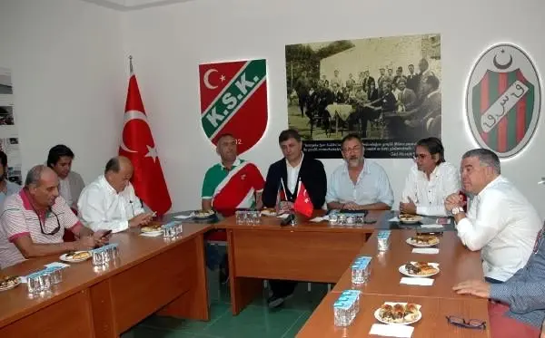 Karşıyaka'dan birlik tablosu Karşıyaka'dan birlik tablosu