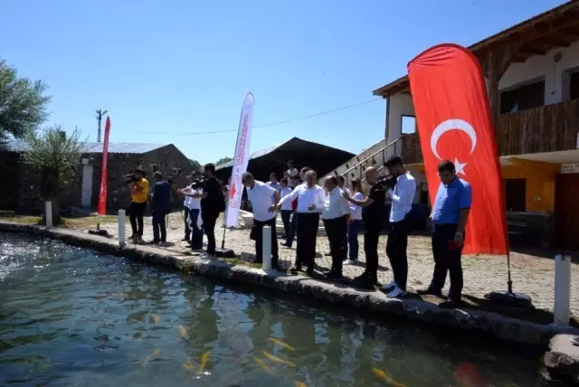 Kayseri'den yılda 10 milyon dolarlık balık ihracatı yapılıyor Kayseri'den yılda 10 milyon dolarlık balık ihracatı yapılıyor