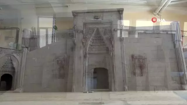 Osmanlı, Selçuklu ve Cumhuriyet dönemine ait tarihi eserler 'MiniaSivas' ile sergilenecek Osmanlı, Selçuklu ve Cumhuriyet dönemine ait tarihi eserler 'MiniaSivas' ile sergilenecek