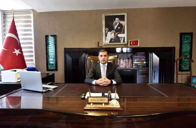 Ahlat Kaymakamı Erat görevine başladı Ahlat Kaymakamı Erat görevine başladı