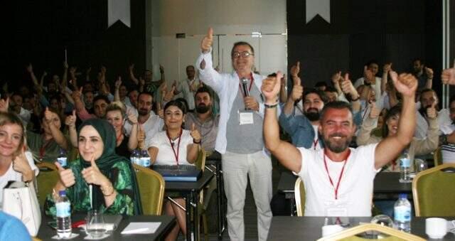 Collezione küllerinden yeniden doğmak için kolları sıvadı