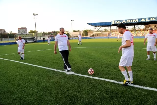 Dostluk kazandı Dostluk kazandı