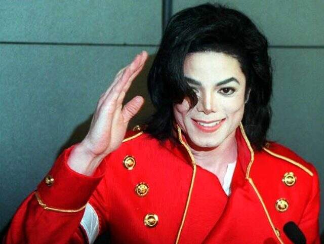 Dünyaca ünlü sanatçı Michael Jackson 61 yaşında? Michael Jackson kimdir?