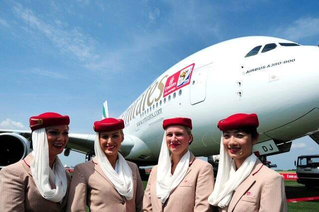 Emirates, aylık 15 bin 500 TL maaşla Türkiye'de kabin memuru alımı yapacak