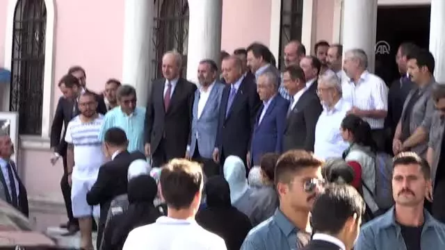 Erdoğan'dan Şenler'in adının yaşatılacağı binaya ziyaret Erdoğan'dan Şenler'in adının yaşatılacağı binaya ziyaret