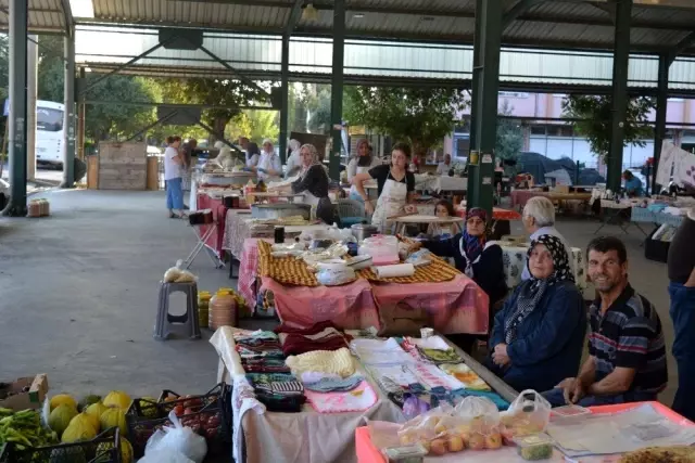 Hanımeli Pazarı�na büyük ilgi Haberler