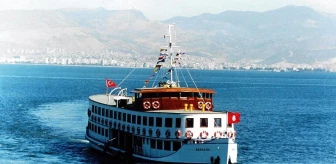 Nostalji Vapuru İzmir Körfezinde sefere çıkıyor