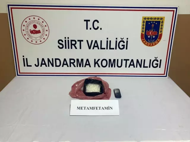 Siirt'te uyuşturucu operasyonu Siirt'te uyuşturucu operasyonu