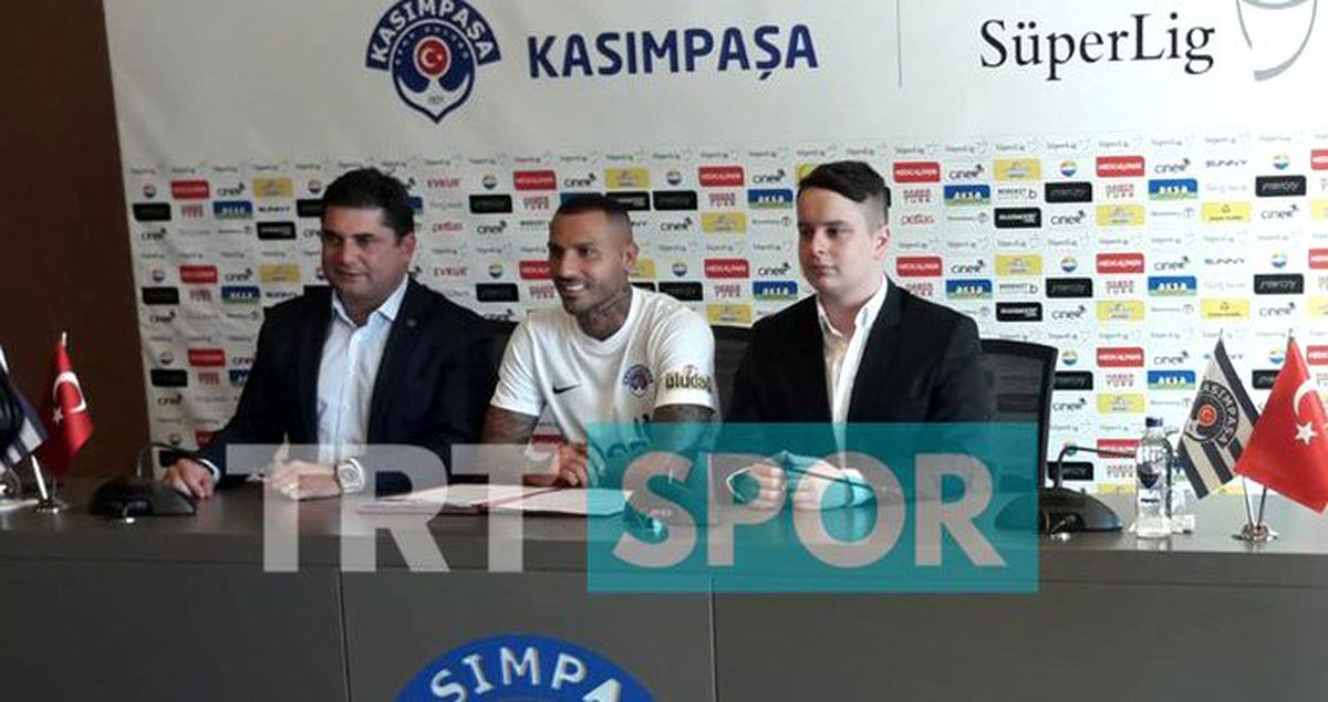 Quaresma, Kasımpaşa'yla sözleşme imzaladı