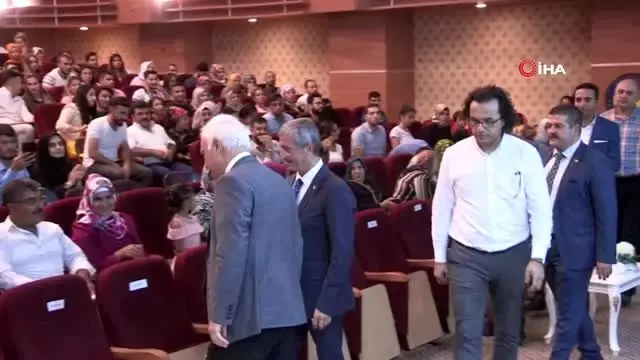 206 çifte daha Evlilik Okulu'ndan sertifika