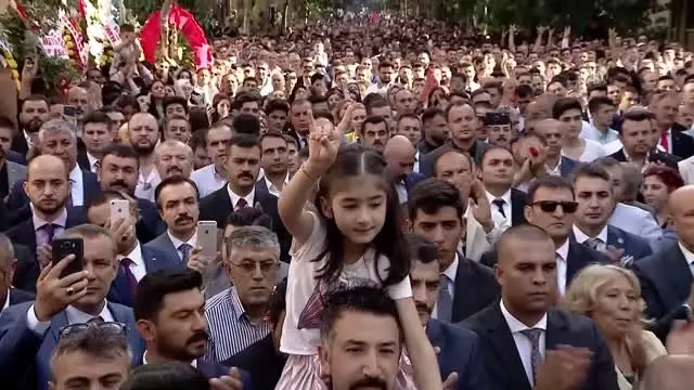 Bahçeli: 'Tarihteki zaferlerimizin hepsi milli gönüllerin birleşmesiyle gerçekleşmiştir' Bahçeli: 'Tarihteki zaferlerimizin hepsi milli gönüllerin birleşmesiyle gerçekleşmiştir'
