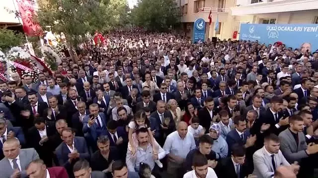 Bahçeli: 'Tarihteki zaferlerimizin hepsi milli gönüllerin birleşmesiyle gerçekleşmiştir' Bahçeli: 'Tarihteki zaferlerimizin hepsi milli gönüllerin birleşmesiyle gerçekleşmiştir'