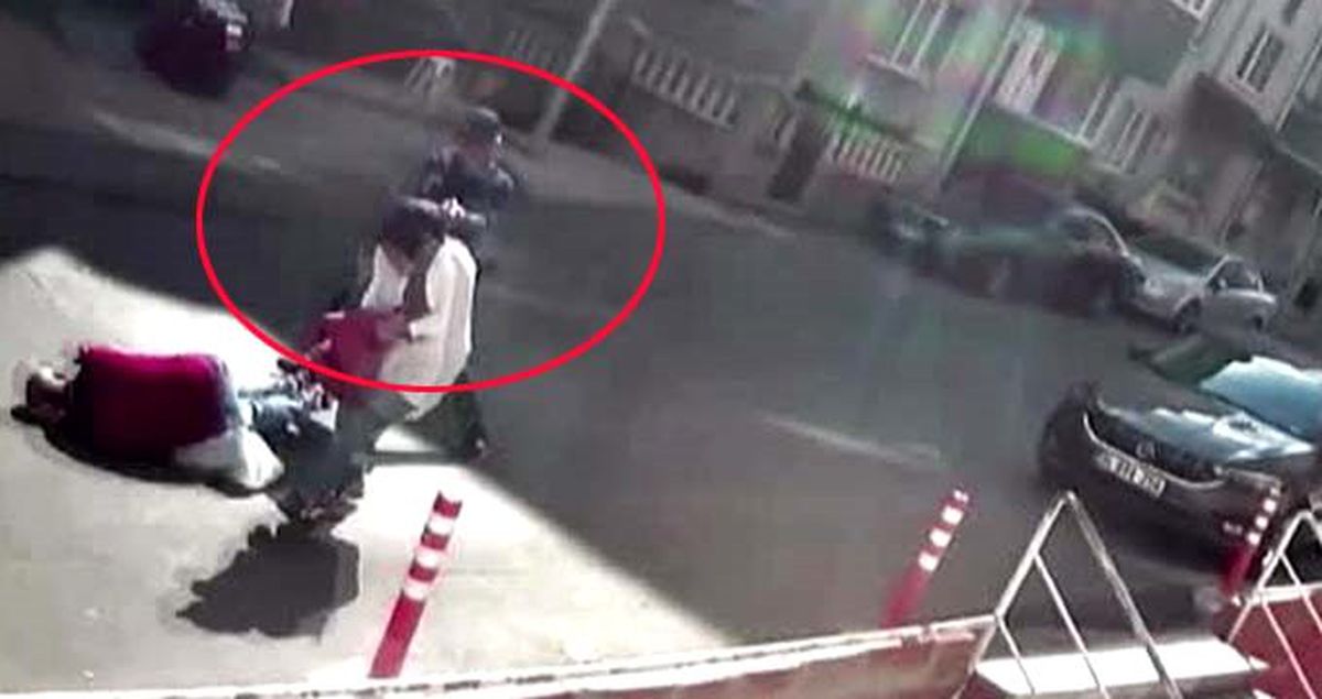 Çifte sokak ortasında silahlı saldırı: 1 ölü, 1 yaralı