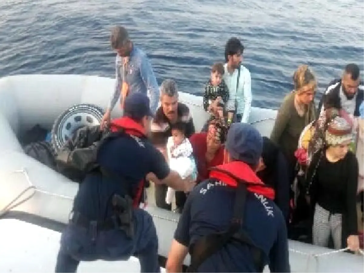 Didim'de 74 kaçak göçmen yakalandı