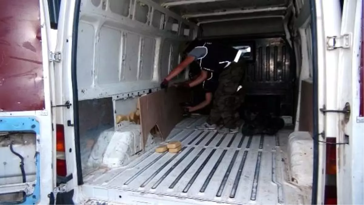 Erzurum'da 1 milyon lira değerinde 61,5 kilo eroin ele geçirildi