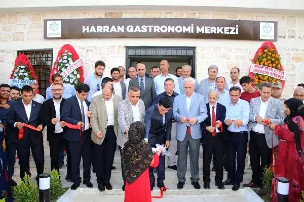 Harran'da gastronomi ve gözlemevi merkezi açıldı Harran'da gastronomi ve gözlemevi merkezi açıldı