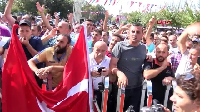 İmamoğlu, işten çıkarılan işçilerin temsilcileriyle görüştü: İşinin ehli olan CV bıraksın İmamoğlu, işten çıkarılan işçilerin temsilcileriyle görüştü: İşinin ehli olan CV bıraksın