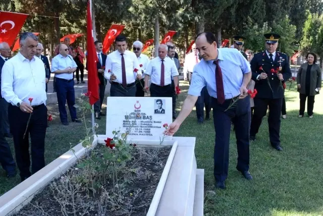 Manisa'nın ilçelerinde 'Zafer Bayramı' kutlamaları Manisa'nın ilçelerinde 'Zafer Bayramı' kutlamaları