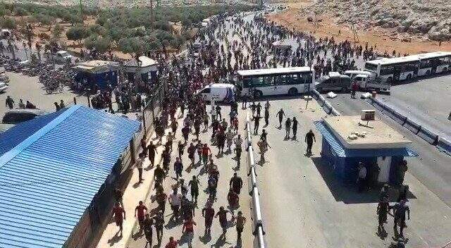 Rejimden kaçıp Reyhanlı bölgesindeki sınır hattına dayanan Suriyeliler için bölgeye asker ve polis birlikleri kaydırıldı