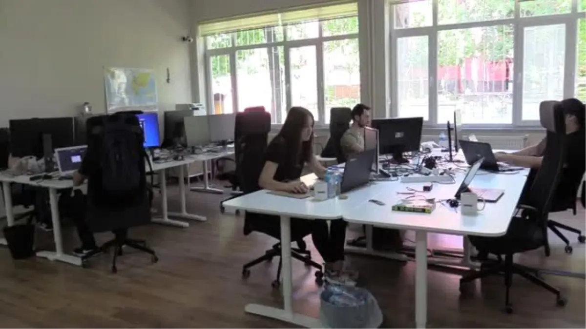 TÜRKİYE'NİN TEKNOLOJİ ÜSLERİ - Teknoparkta öğrencilere staj ve iş imkanı