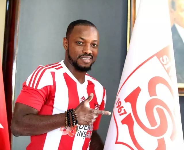 Abdou Razack Traore, Demir Grup Sivasspor'da Abdou Razack Traore, Demir Grup Sivasspor'da