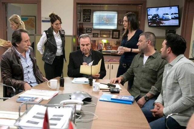 Arka Sokaklar'ın yeni fragmanı yayınlandı! Mesut ekipten ayrılıyor mu?