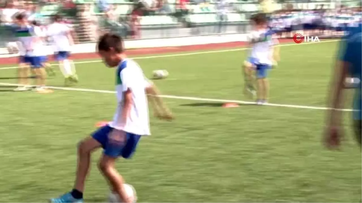 Arnavutköy'de Yaz Spor Okulları sona erdi