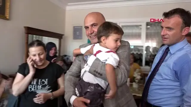 Turhan Çömez, 12 yıl sonra baba ocağında Turhan Çömez, 12 yıl sonra baba ocağında