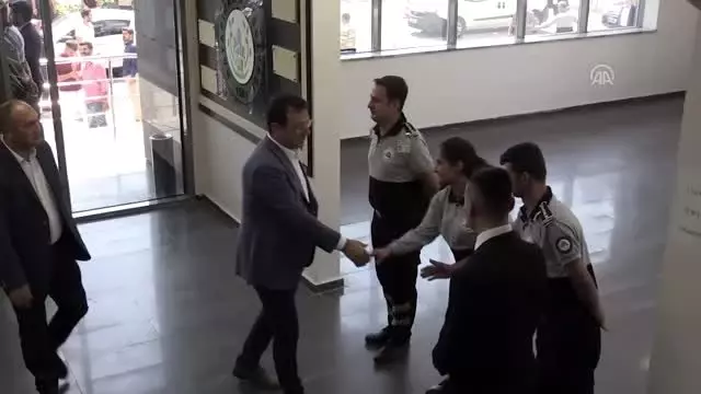 İmamoğlu, görevden uzaklaştırılan belediye başkanları ile bir araya geldi İmamoğlu, görevden uzaklaştırılan belediye başkanları ile bir araya geldi