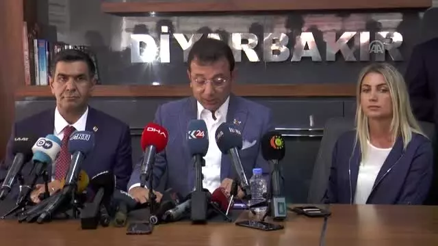 İmamoğlu, görevden uzaklaştırılan belediye başkanları ile bir araya geldi (2)