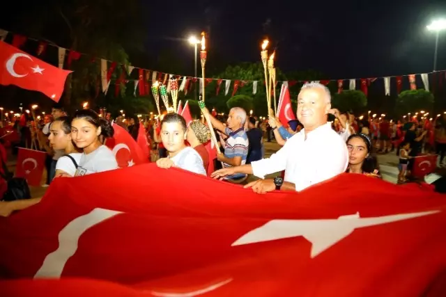 Manavgat'ta zafer coşkusu yaşandı Manavgat'ta zafer coşkusu yaşandı