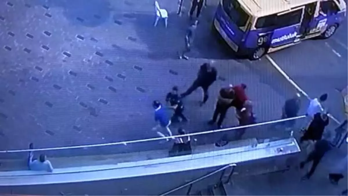 Taksim'de dolandırıcıya polis çelmesi