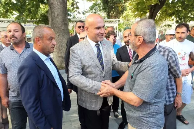 Turhan Çömez 12 yıl sonra baba ocağı Bandırma'da Turhan Çömez 12 yıl sonra baba ocağı Bandırma'da