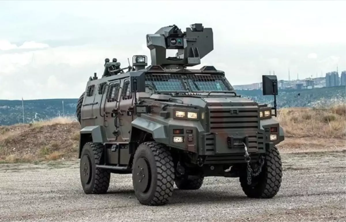 Türk zırhlısı Avrupa'nın kapısını açtı