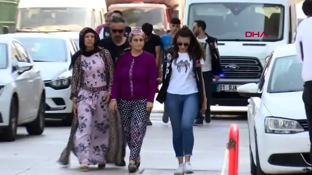 Adana'daki uyuşturucu operasyonunda 3 tutuklama Adana'daki uyuşturucu operasyonunda 3 tutuklama