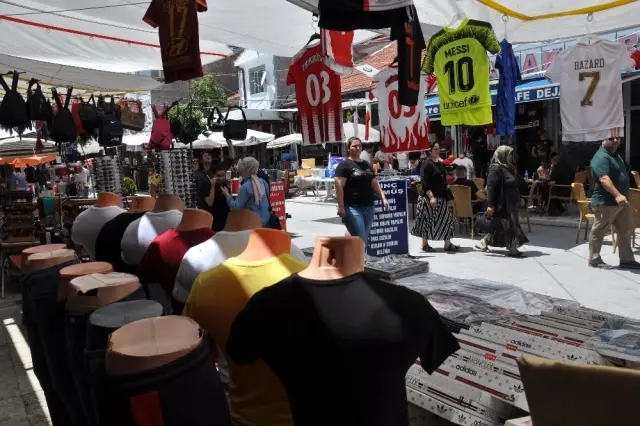 Avrupa'da kazanıp, Emirdağ'da harcıyorlar Avrupa'da kazanıp, Emirdağ'da harcıyorlar