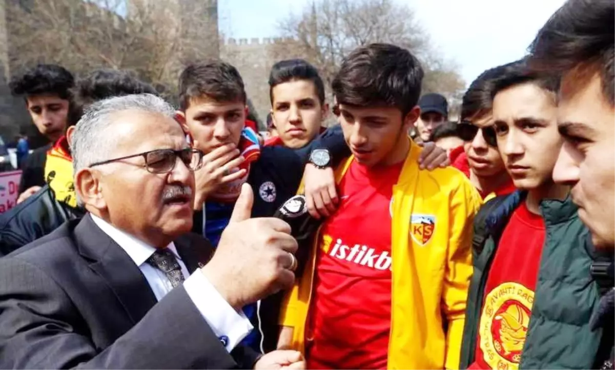 Büyükkılıç, 'Kayserisporumuz sahipsiz değildir'