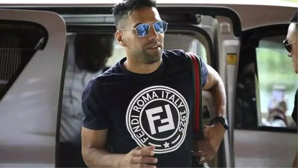 Falcao 16: 00'da İstanbul'a geliyor!